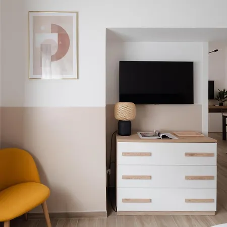 Japandi Space By Omen Hospitality דירה רומא